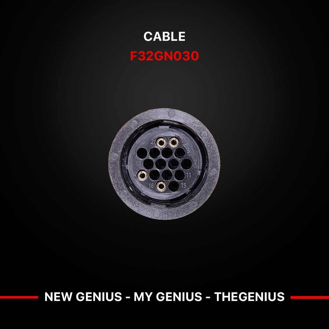 F32GN030_3.jpg